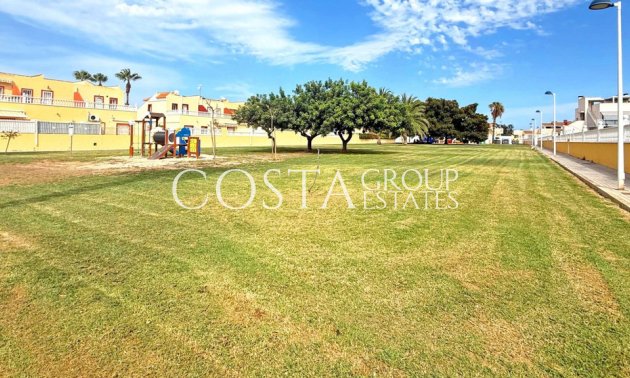 Wiederverkauf - House -
Torrevieja - Torrevieja Centro