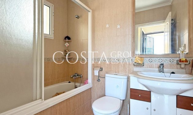 Wiederverkauf - House -
Torrevieja - Torrevieja Centro