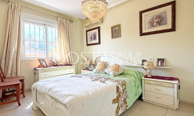 Wiederverkauf - House -
Torrevieja - Torrevieja Centro