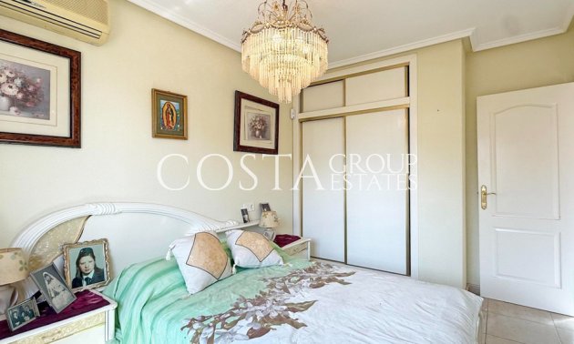 Wiederverkauf - House -
Torrevieja - Torrevieja Centro