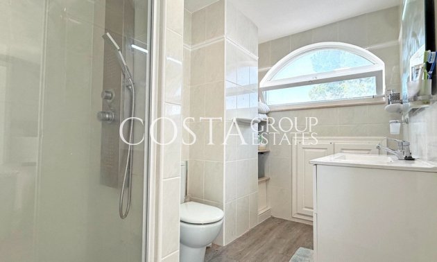 Odsprzedaż - Willa -
Orihuela - Villamartin