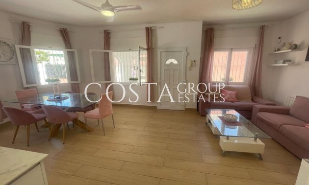 Resale - Villa -
Orihuela - Playa Flamenca