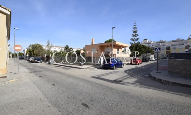 Odsprzedaż - Willa -
Formentera del Segura