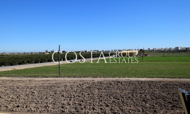 Herverkoop - Villa -
Guardamar del Segura - Guardamar del Segura Centro