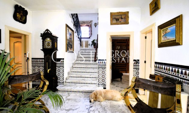 Resale - Villa -
Torrevieja - Torrevieja Centro