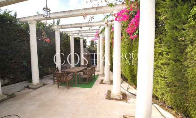 Resale - Villa -
Torrevieja - Torrevieja Centro