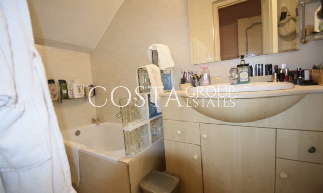 Resale - Villa -
Torrevieja - Torrevieja Centro