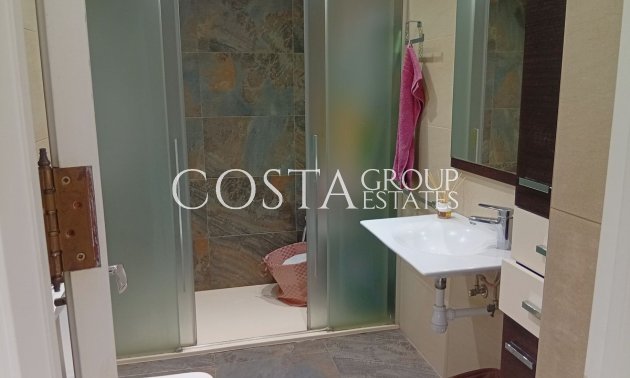 Resale - Apartments -
Alicante - Alicante Centro