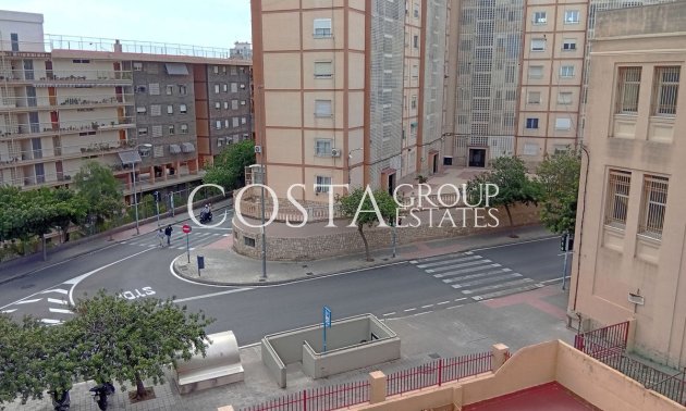 Resale - Apartments -
Alicante - Alicante Centro