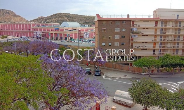 Resale - Apartments -
Alicante - Alicante Centro