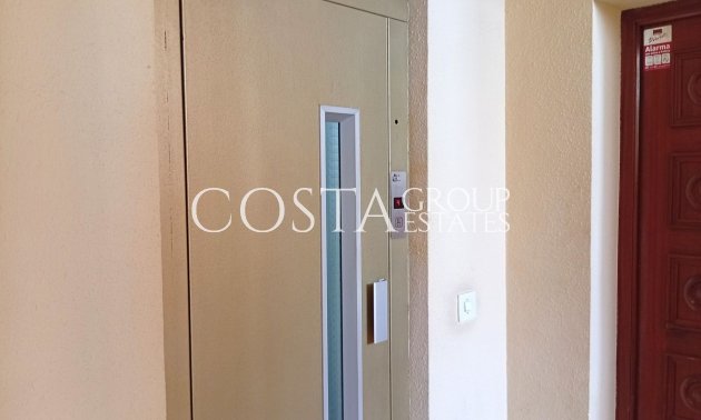 Resale - Apartments -
Alicante - Alicante Centro