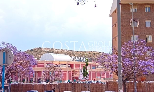 Resale - Apartments -
Alicante - Alicante Centro
