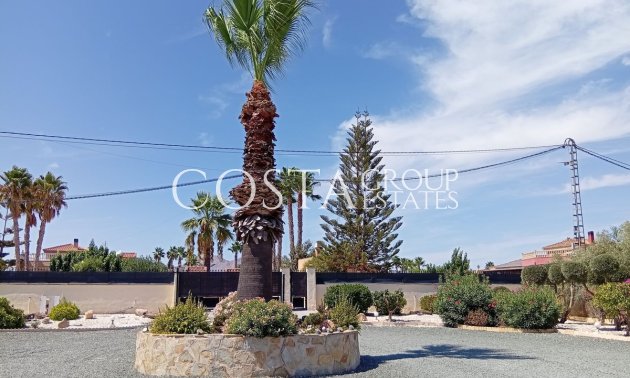 Resale - Villa -
Catral - Catral Centro