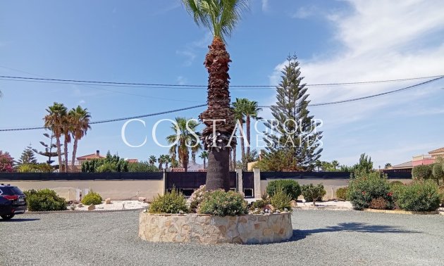 Resale - Villa -
Catral - Catral Centro