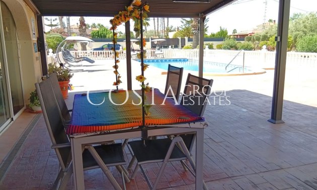 Resale - Villa -
Catral - Catral Centro