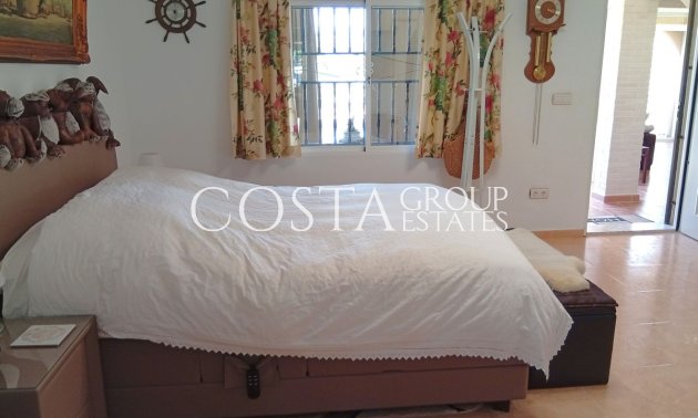 Resale - Villa -
Catral - Catral Centro