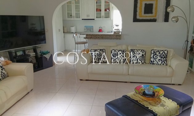 Resale - Villa -
Catral - Catral Centro