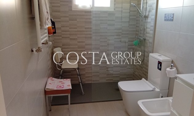 Resale - Villa -
Catral - Catral Centro