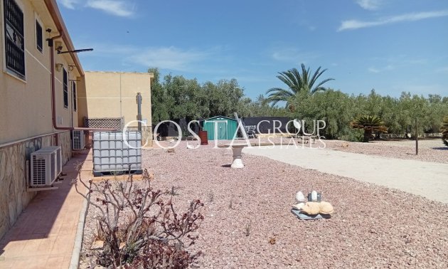 Resale - Villa -
Catral - Catral Centro