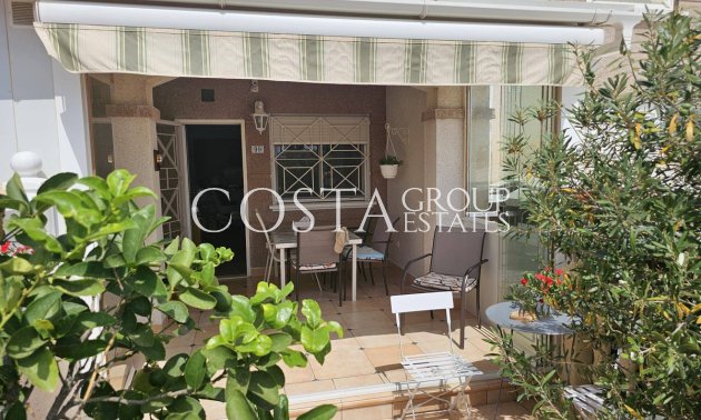 Wiederverkauf - House -
Torrevieja - Torrevieja Centro