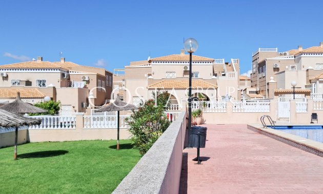 Wiederverkauf - House -
Torrevieja - Torrevieja Centro