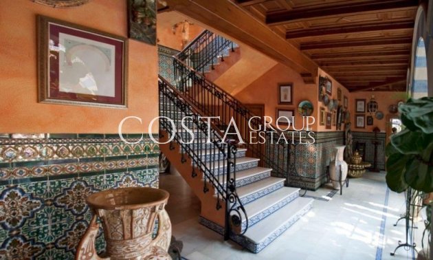 Resale - Villa -
Orihuela - Orihuela Costa