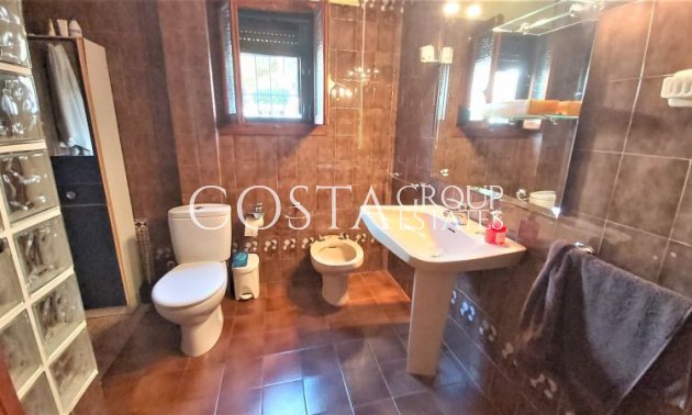 Herverkoop - Villa -
Torrevieja - Torrevieja Centro