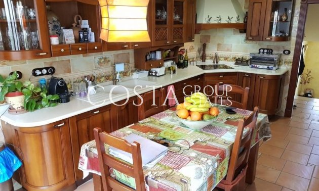 Herverkoop - Villa -
Torrevieja - Torrevieja Centro