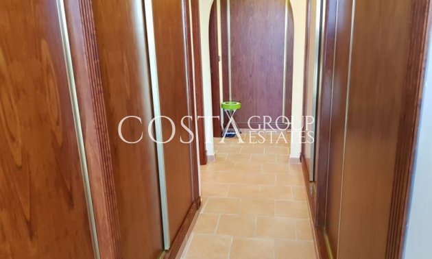 Herverkoop - Villa -
Torrevieja - Torrevieja Centro