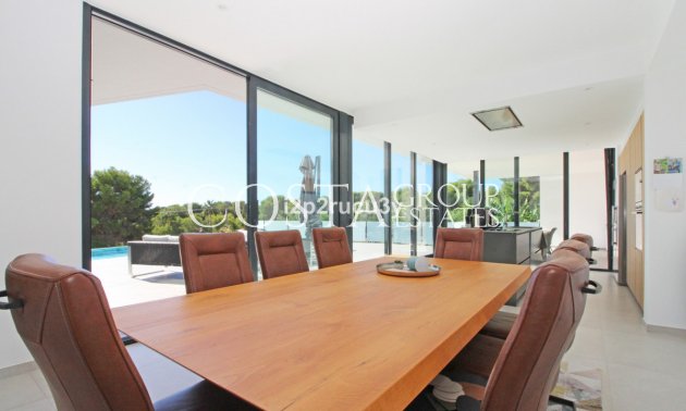 Odsprzedaż - Willa -
Teulada - Moraira