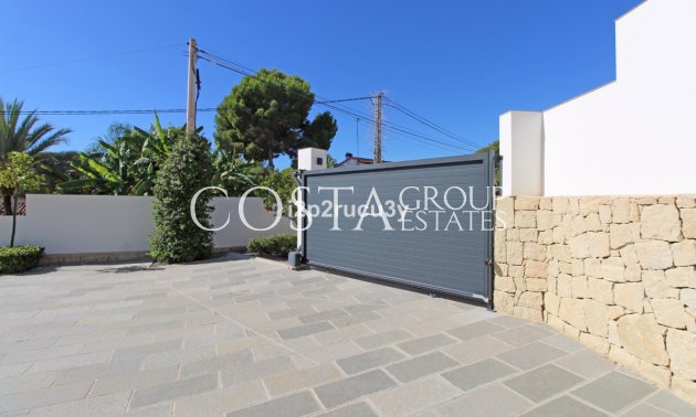 Odsprzedaż - Willa -
Teulada - Moraira