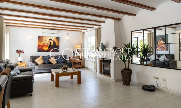 Resale - Villa -
Teulada - Moraira