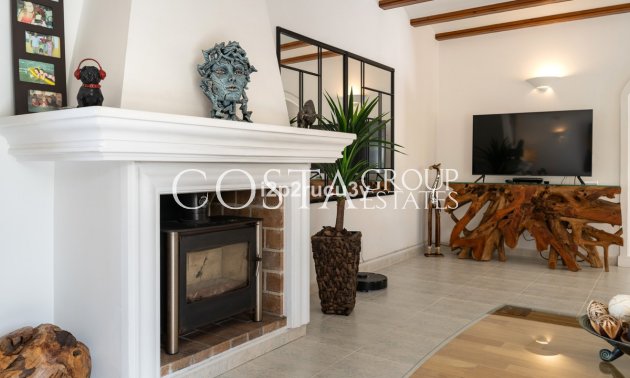 Resale - Villa -
Teulada - Moraira