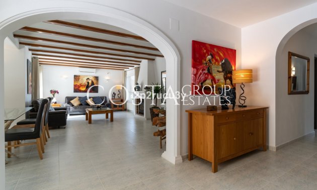 Resale - Villa -
Teulada - Moraira