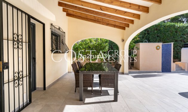 Resale - Villa -
Teulada - Moraira