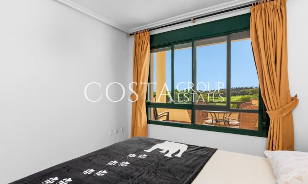 Resale - Apartments -
Orihuela - Campoamor