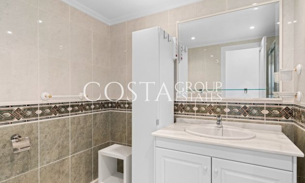 Resale - Apartments -
Orihuela - Campoamor