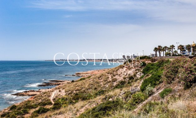 Resale - Apartments -
Orihuela - Campoamor