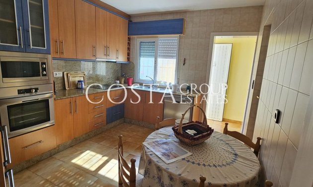 Odsprzedaż - Willa -
Orihuela - Campoamor