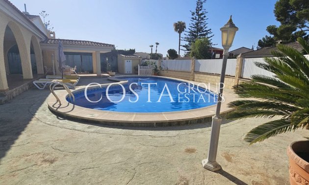 Odsprzedaż - Willa -
Orihuela - Campoamor