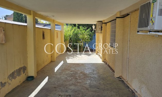 Odsprzedaż - Willa -
Orihuela - Campoamor