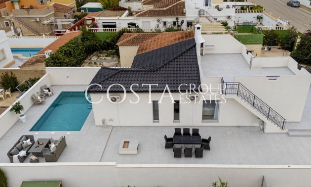 Herverkoop - Villa -
Torrevieja - La Siesta