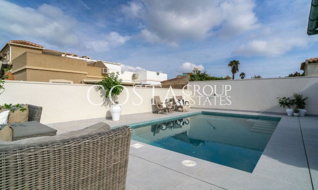 Herverkoop - Villa -
Torrevieja - La Siesta