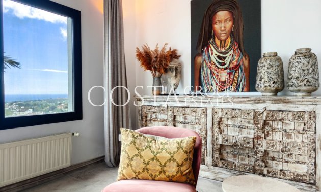 Resale - Villa -
Teulada - Moraira