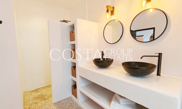 Resale - Villa -
Teulada - Moraira