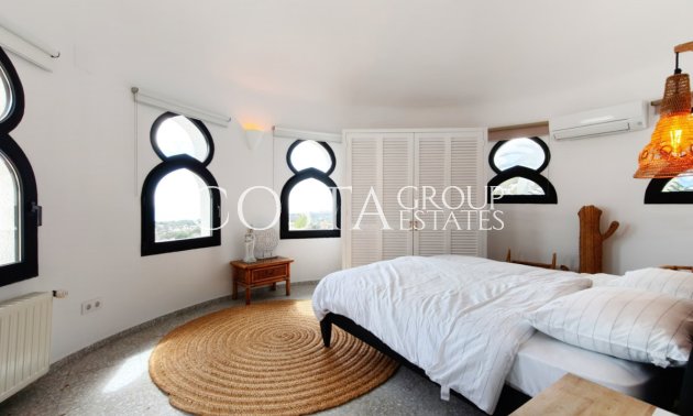 Resale - Villa -
Teulada - Moraira