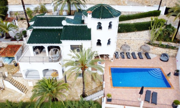 Resale - Villa -
Teulada - Moraira