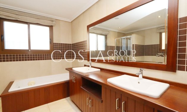 Herverkoop - Villa -
Altea - Altea Centro