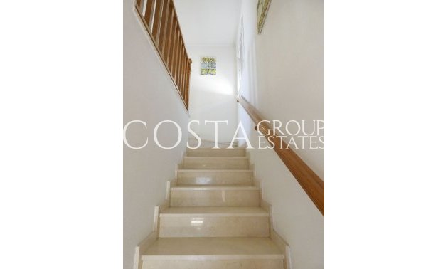 Odsprzedaż - Willa -
Bigastro