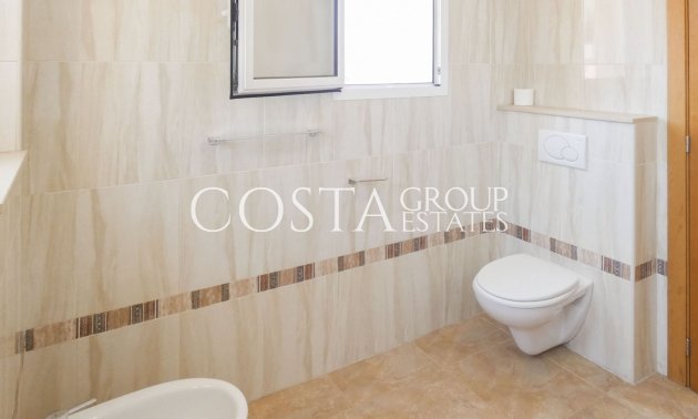 Odsprzedaż - Willa -
Bigastro